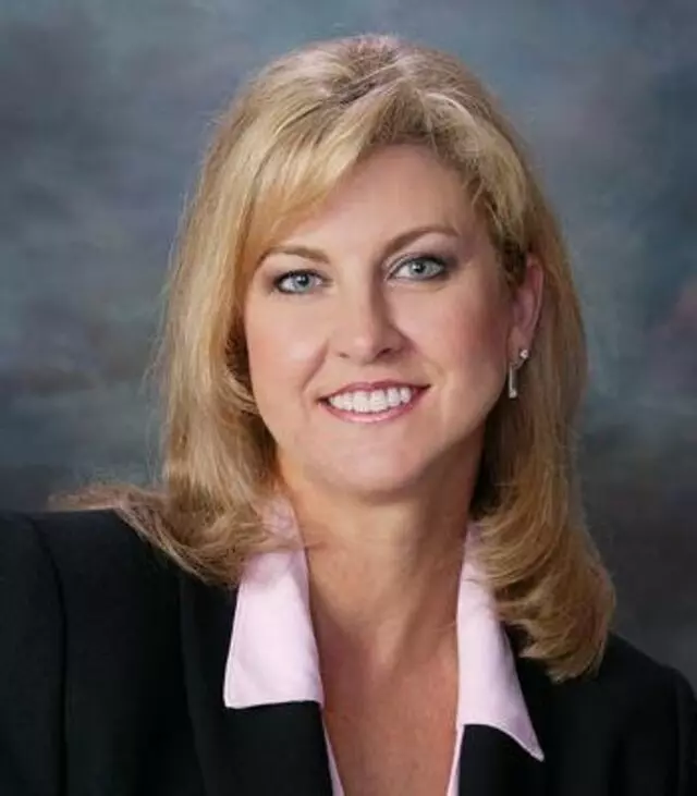 Allstate Insurance: Vickie Lundquist