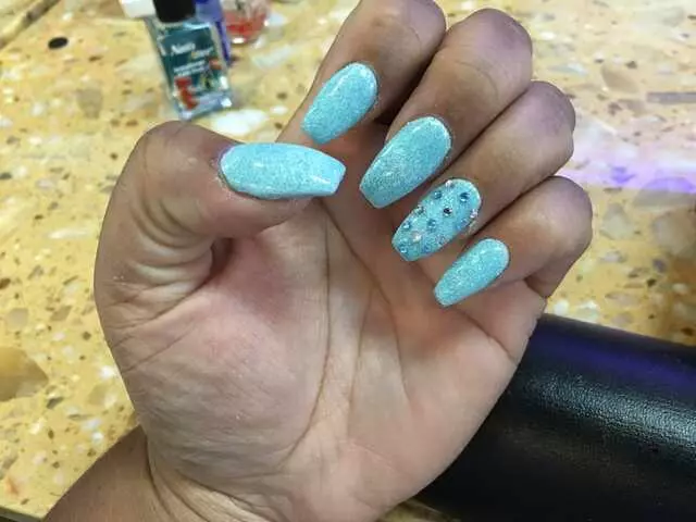 Allure Nails