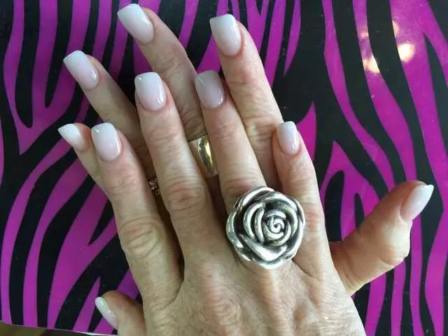 Allure Nails