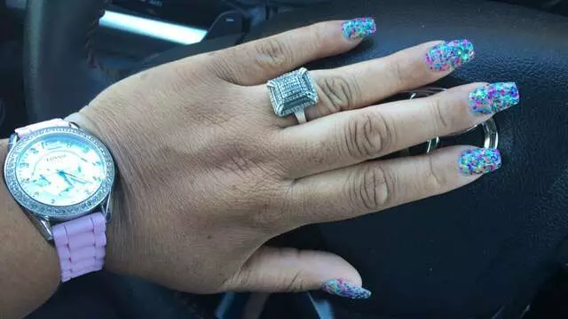 Allure Nails