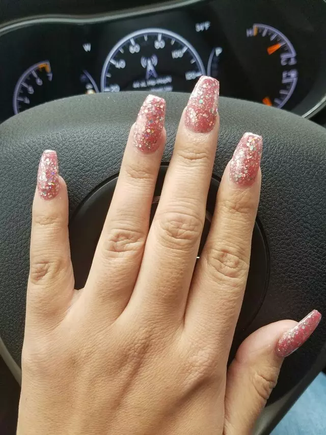 Allure Nails