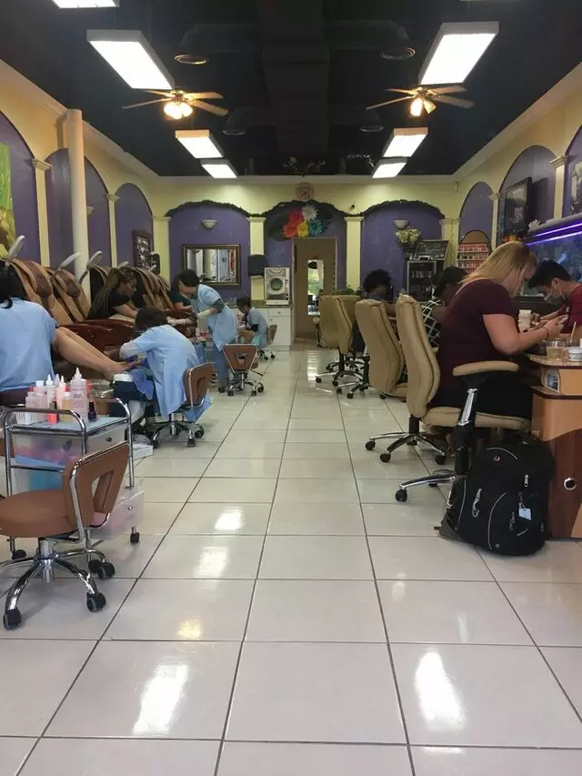 Allure Nails