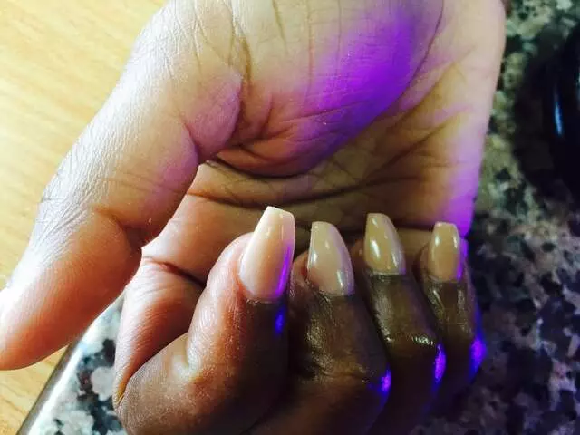Allure Nails
