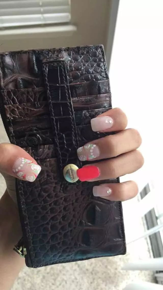 Allure Nails
