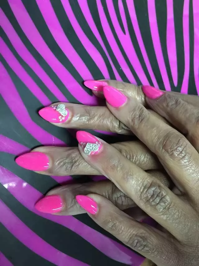Allure Nails