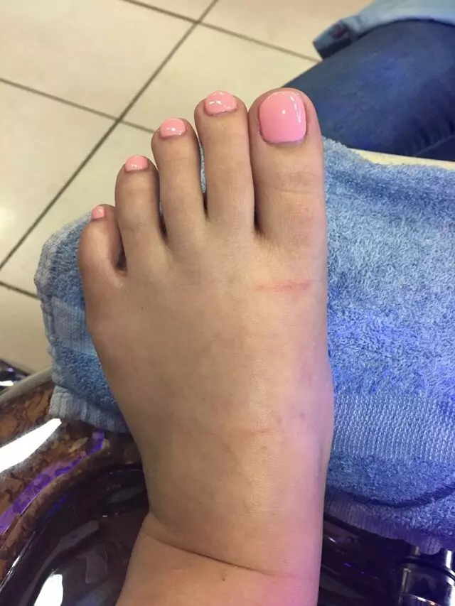 Allure Nails