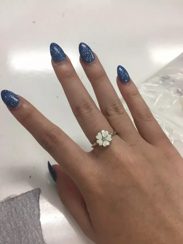 Allure Nails