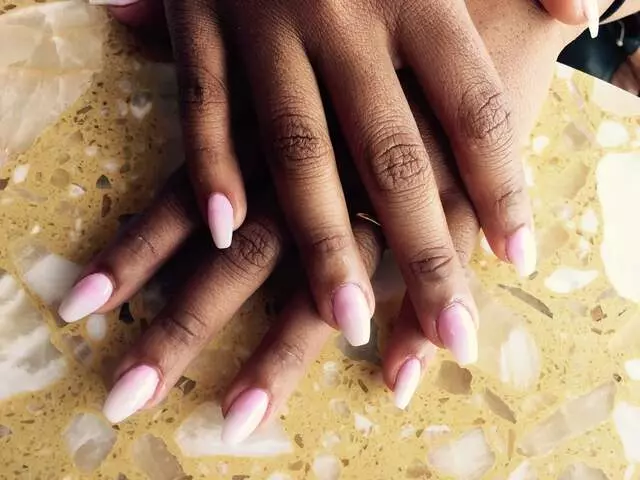 Allure Nails