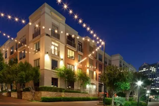 AMLI Las Colinas