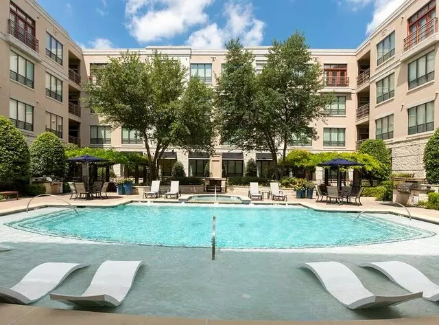 AMLI Las Colinas