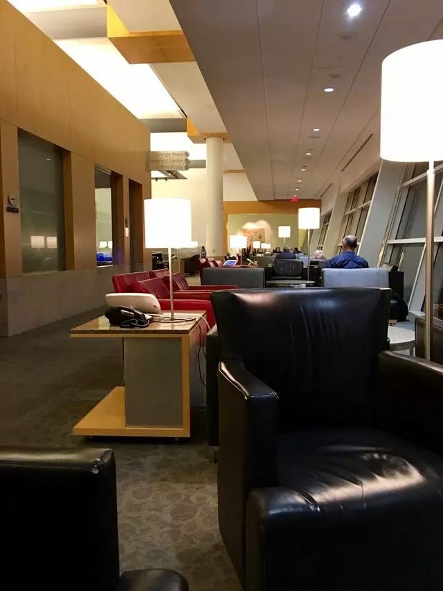 American Airlines Admirals Club DFW-D