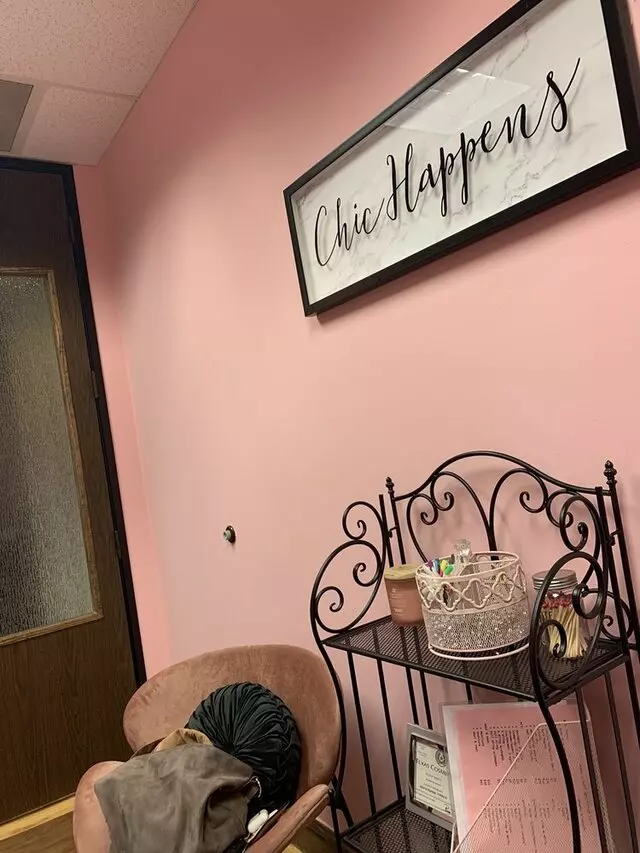 Neva’s Nail Box