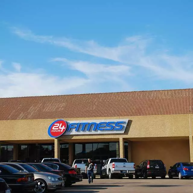 24 Hour Fitness - Irving