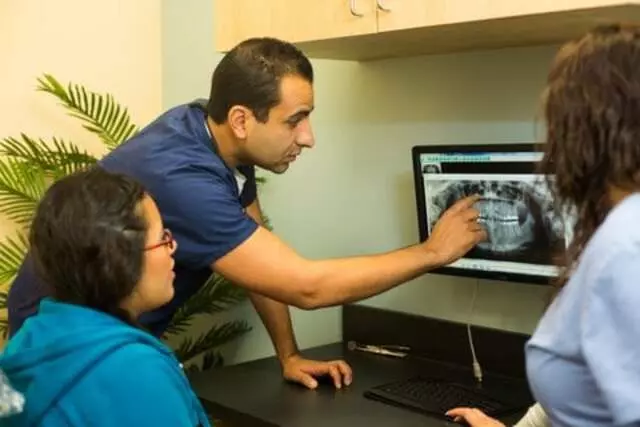 Aava Dental