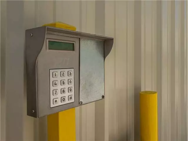Extra Space Storage
