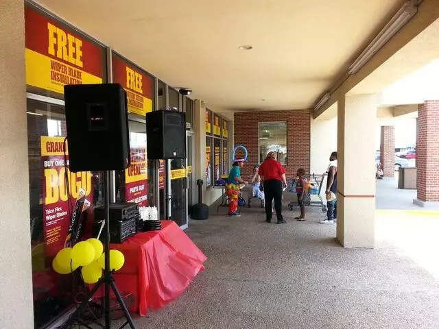 Advance Auto Parts
