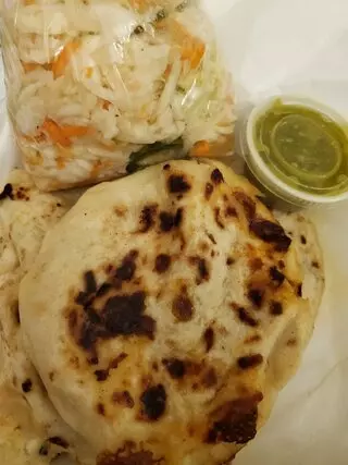 La Paleta Restaurante y Pupuseria