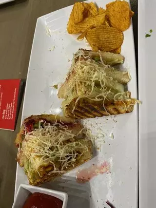 Honest Restaurant