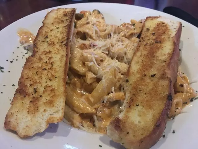54th Street Restaurant & Drafthouse