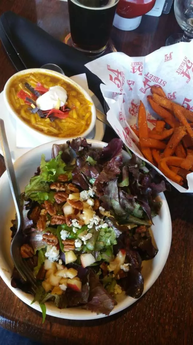 54th Street Restaurant & Drafthouse