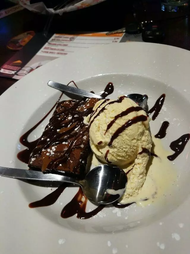 54th Street Restaurant & Drafthouse