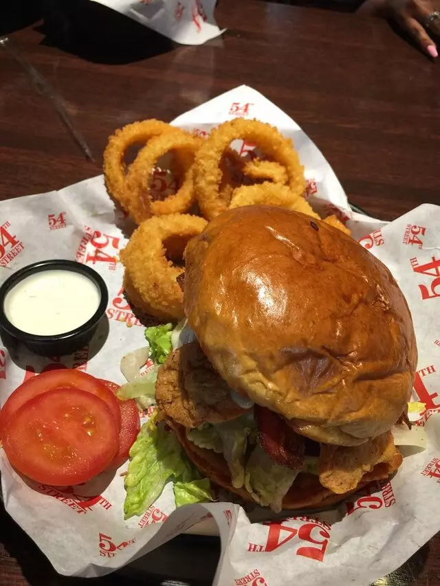 54th Street Restaurant & Drafthouse