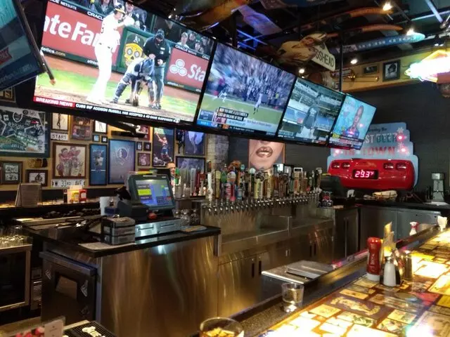 54th Street Restaurant & Drafthouse