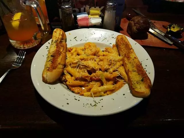 54th Street Restaurant & Drafthouse