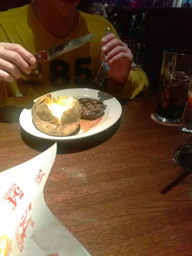 54th Street Restaurant & Drafthouse