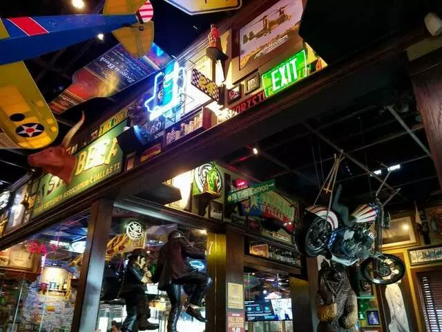 54th Street Restaurant & Drafthouse