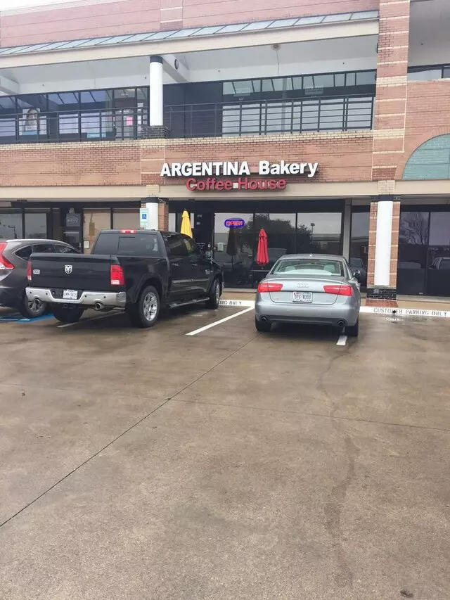 Argentina Bakery