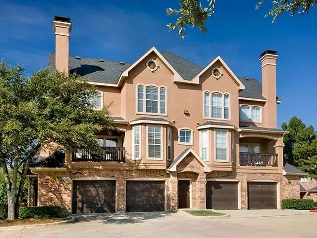 Archstone at MacArthur