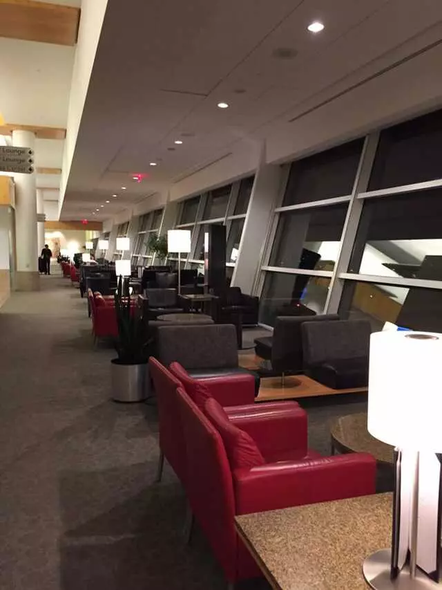 American Airlines Admirals Club DFW-C