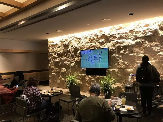 American Airlines Admirals Club DFW-C