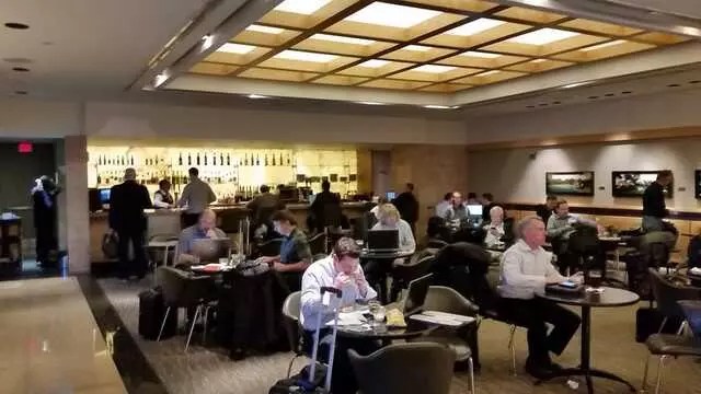 American Airlines Admirals Club DFW-C