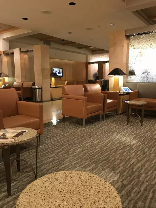 American Airlines Admirals Club DFW-C