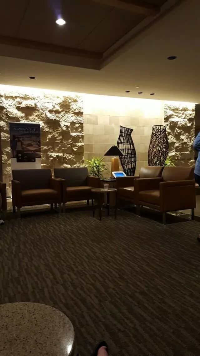 American Airlines Admirals Club DFW-C