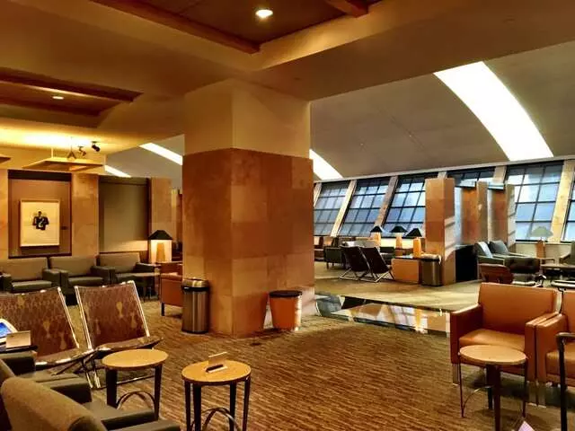 American Airlines Admirals Club DFW-C
