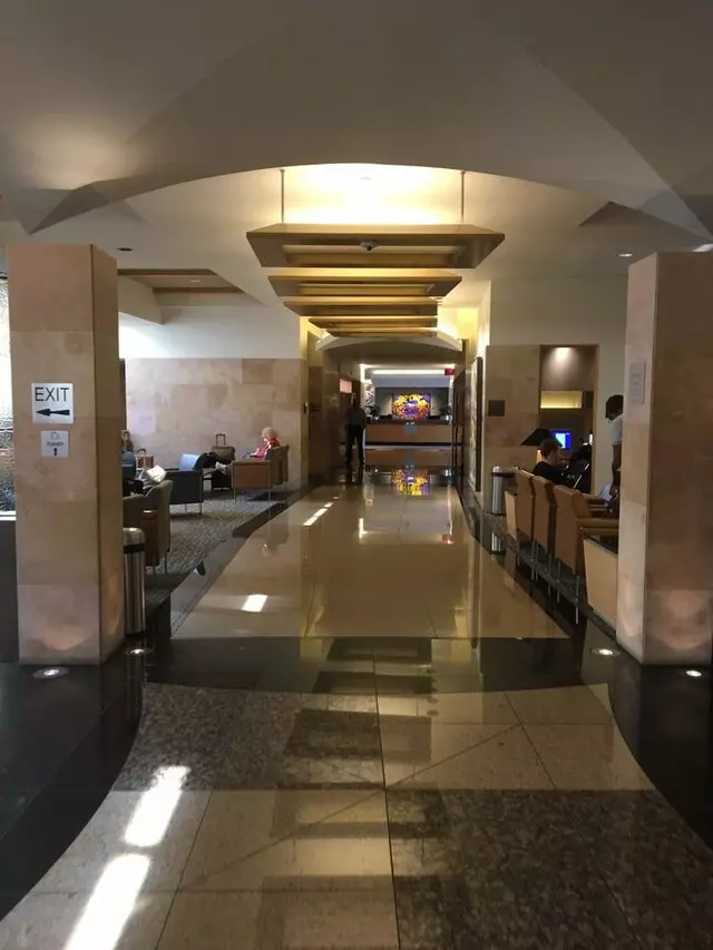 American Airlines Admirals Club DFW-C