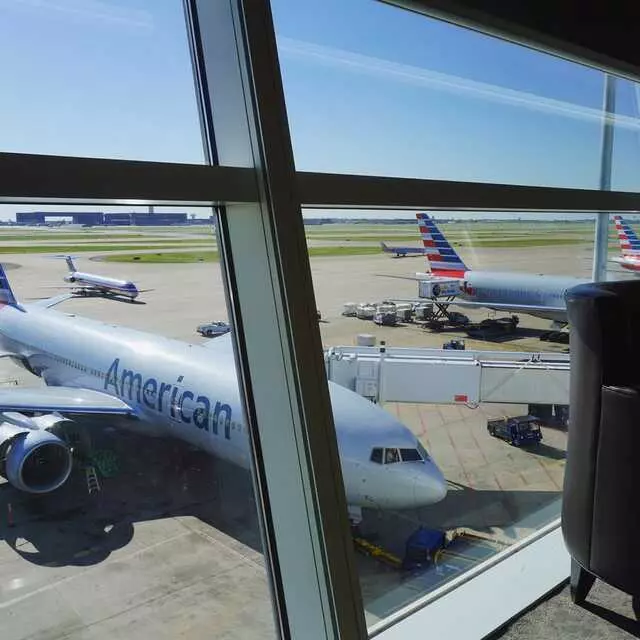 American Airlines Admirals Club DFW-C