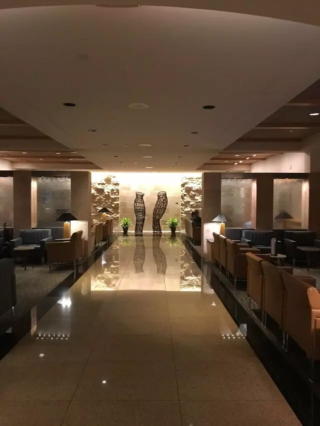American Airlines Admirals Club DFW-C