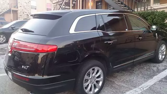 AM PM Limo
