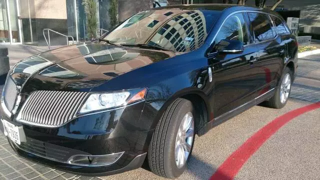 AM PM Limo
