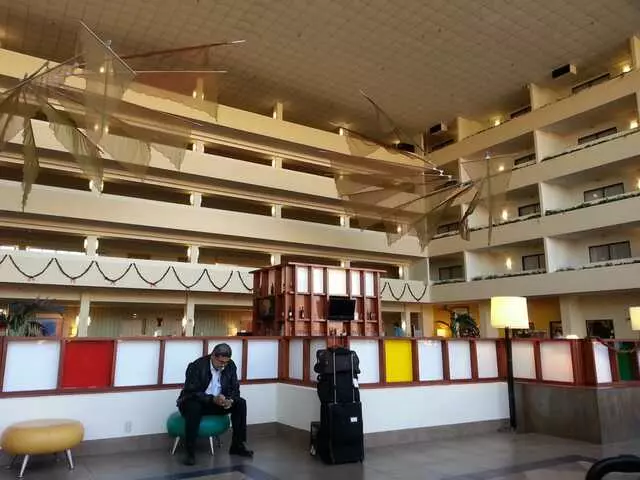 Atrium Hotel & Suites